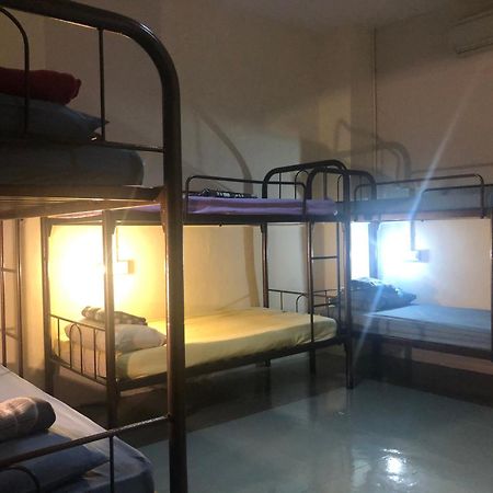 Apple Backpackers Hotel George Town Habitación foto