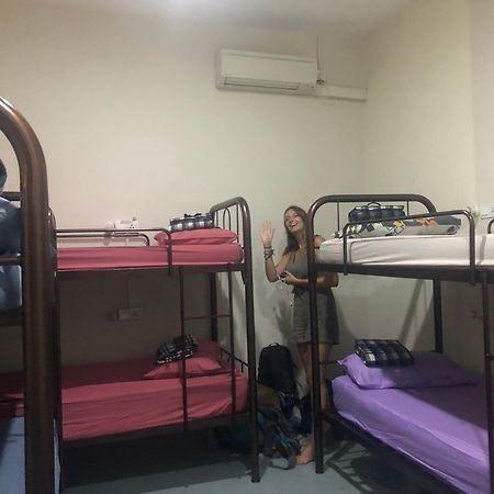 Apple Backpackers Hotel George Town Habitación foto